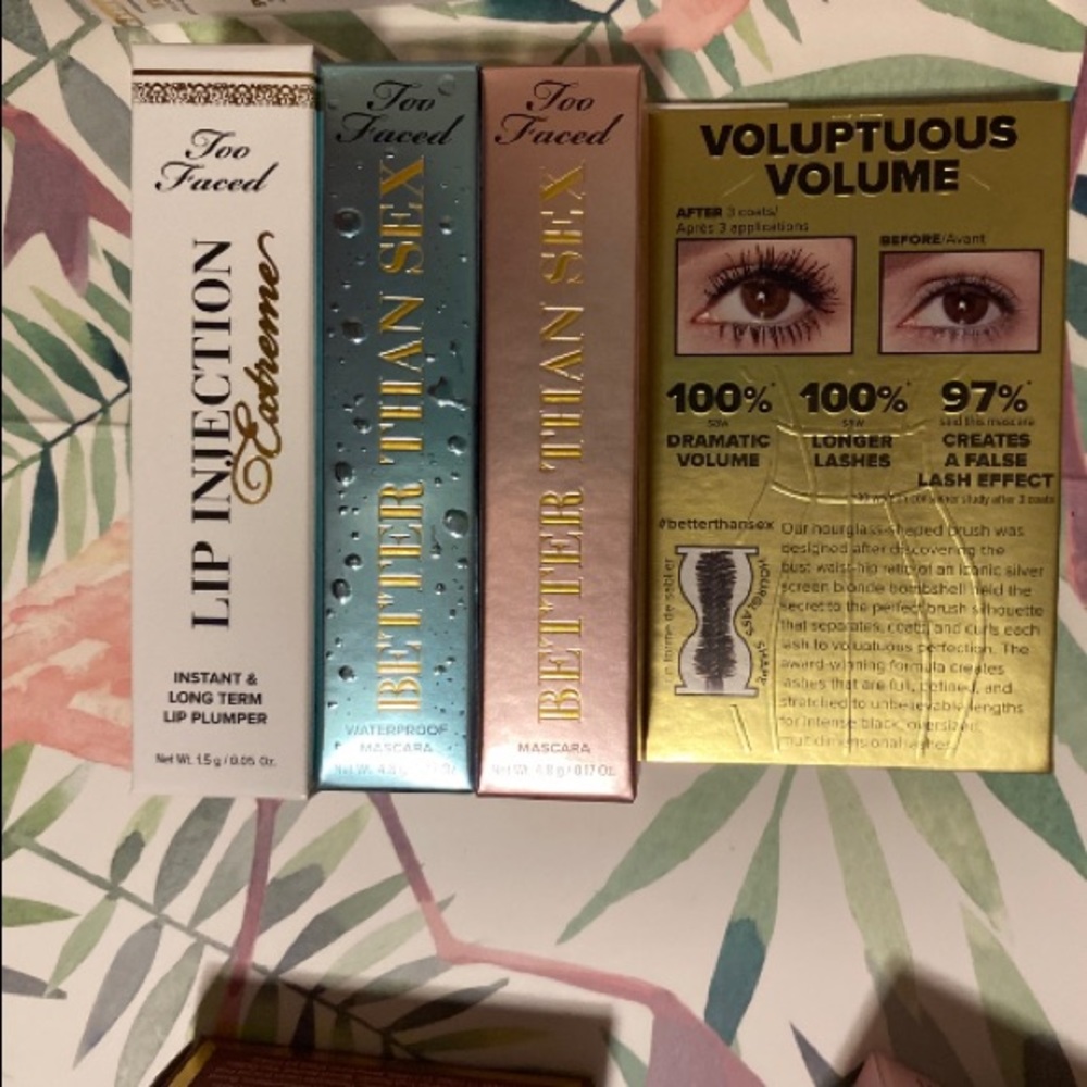 I Get Around makeup Set - Picture 3 of 7